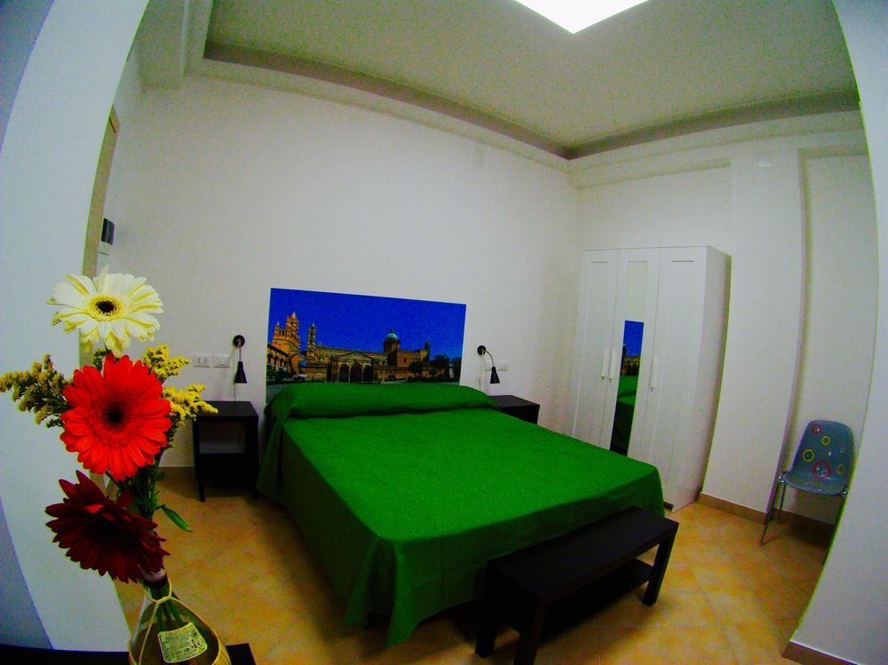 Into Palermo B&B 3* Palermo